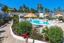 Dhow Inn - Zanzibar. Swimming pool.